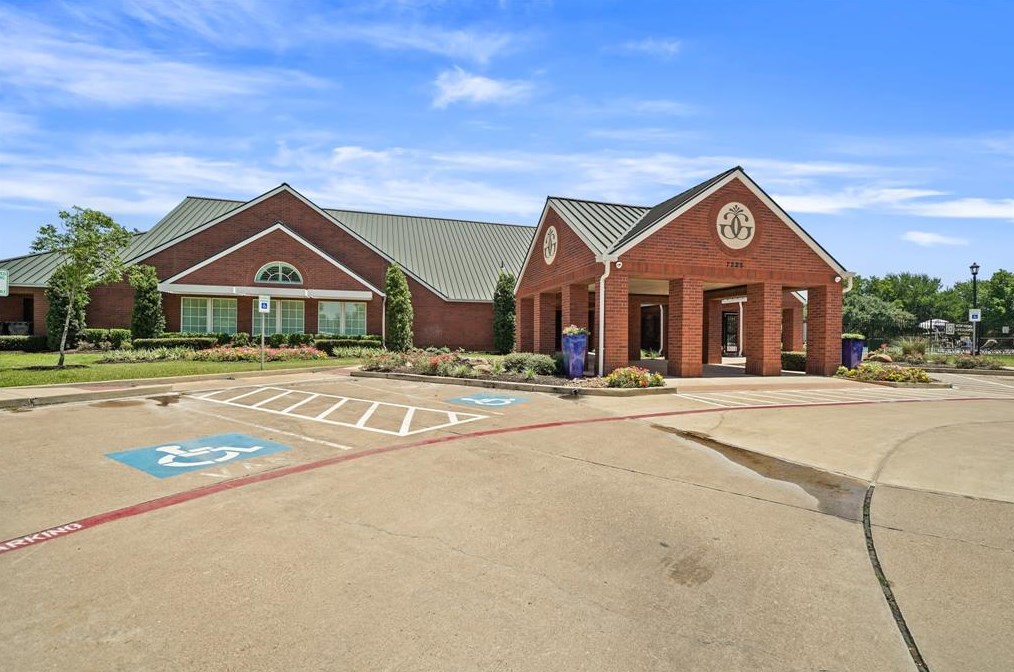 1706 Peppervine Way, Sugar Land TX  exterior