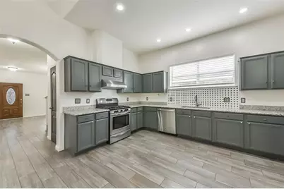 10114 Sand Tracks Court, Houston, TX 77064 - Photo 19