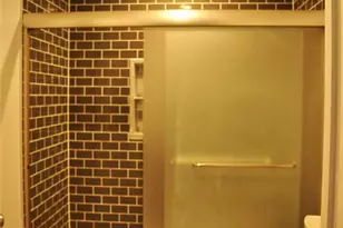 1939 Alta Vista St, Houston, TX 77023 - Photo 11