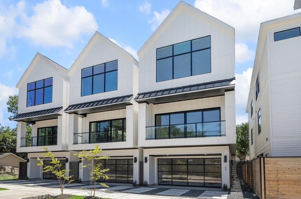 211 10 1/2, Houston TX 77008-7198 exterior