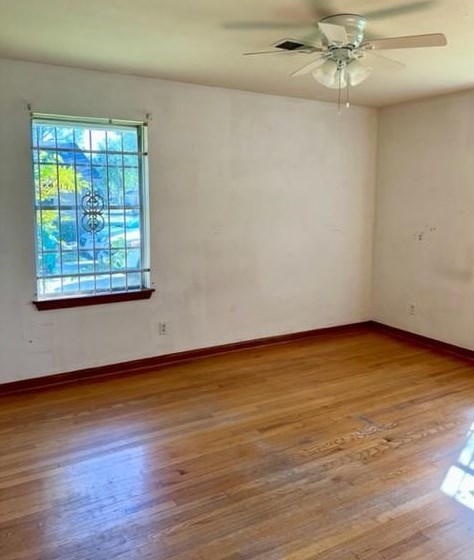 8307 Glenheath St, Houston TX  77061-3225 exterior