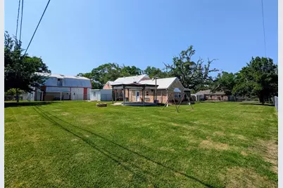 2654 Cos Street, Liberty, TX 77575 - Photo 11
