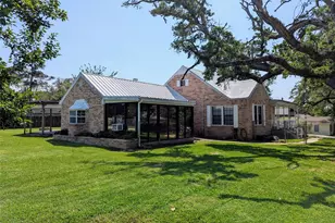 2654 Cos St, Liberty, TX 77575 - Photo 9