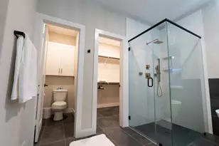 10023 Piping Rock Ln, Houston, TX 77042 - Photo 19