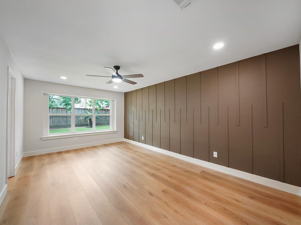 2807 Quincannon Ln, Houston TX 77043-1202 exterior