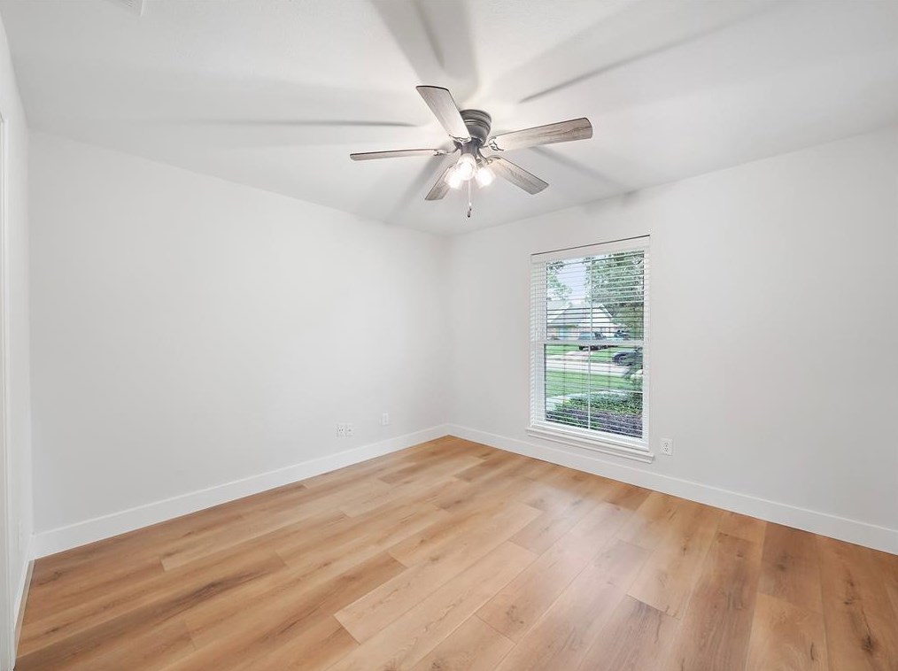 2807 Quincannon Ln, Houston TX 77043-1202 exterior