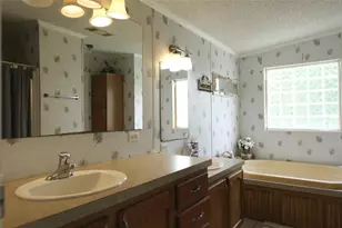 10912 Fm 523 Rd, Angleton, TX 77515 - Photo 5