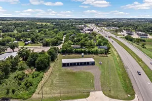 9250 Hwy 290 E, Chappell Hill, TX 77426 - Photo 15