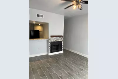 8703 Victorian Village Drive #8703, Houston, TX 77071 - Photo 9