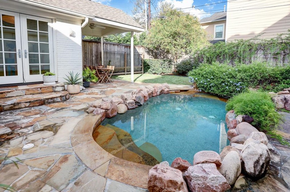 1513 Hazard St, Houston TX  77019-5305 exterior