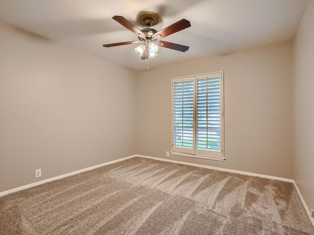 5510 Braesvalley Dr, Houston TX  77096-2911 exterior