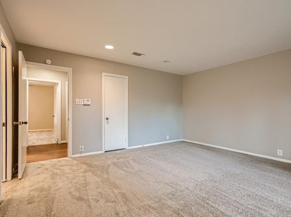 5510 Braesvalley Dr, Houston TX  77096-2911 exterior