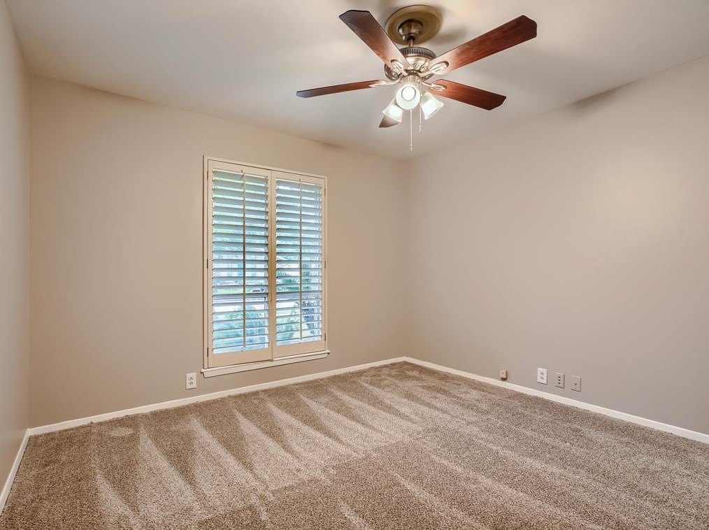 5510 Braesvalley Dr, Houston TX  77096-2911 exterior