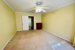 416 W Burleson St, Wharton, TX 77488 - Photo 7