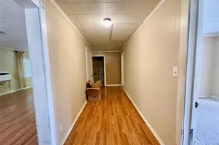 416 W Burleson St, Wharton, TX 77488 - Photo 9