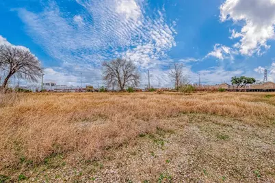 10403 Forum Park Drive, Houston, TX 77036 - Photo 15