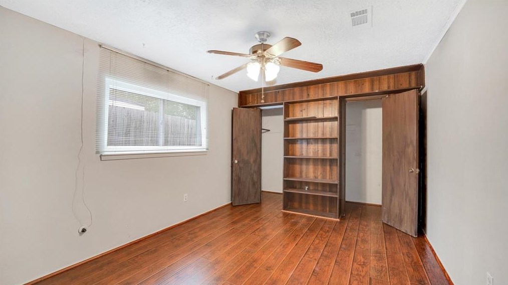 11519 Ensbrook Dr, Houston TX  77099-4706 exterior