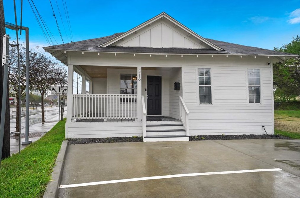 316 Burr St, Houston TX  77011-4104 exterior
