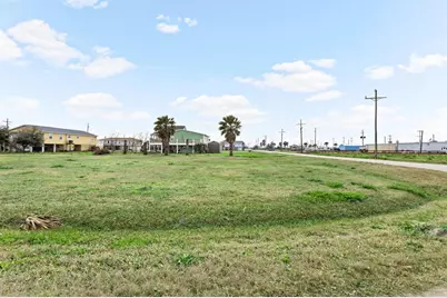 1354 Skyline Drive, Crystal Beach, TX 77650 - Photo 1