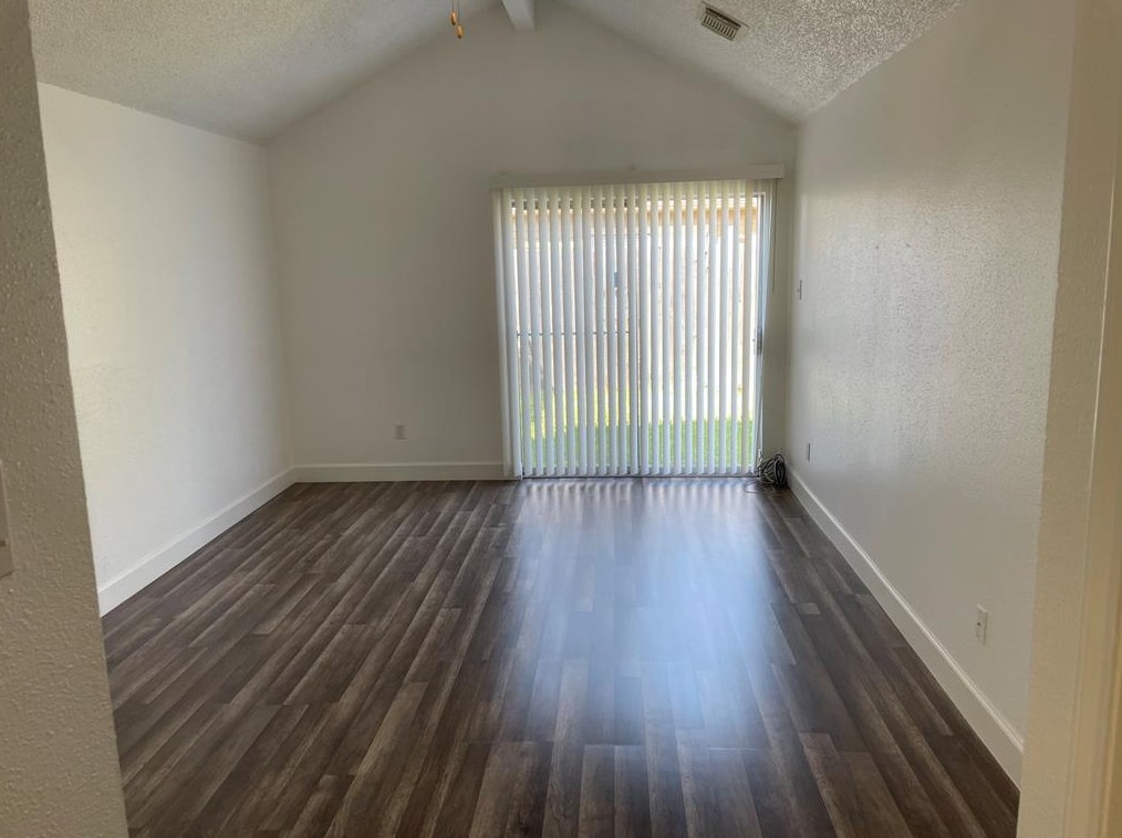 11606 Riderwood Dr, Houston TX  77099-1556 exterior