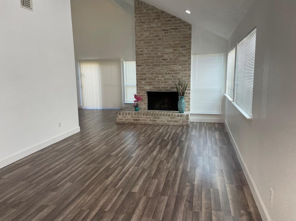 11606 Riderwood Dr, Houston TX  77099-1556 exterior