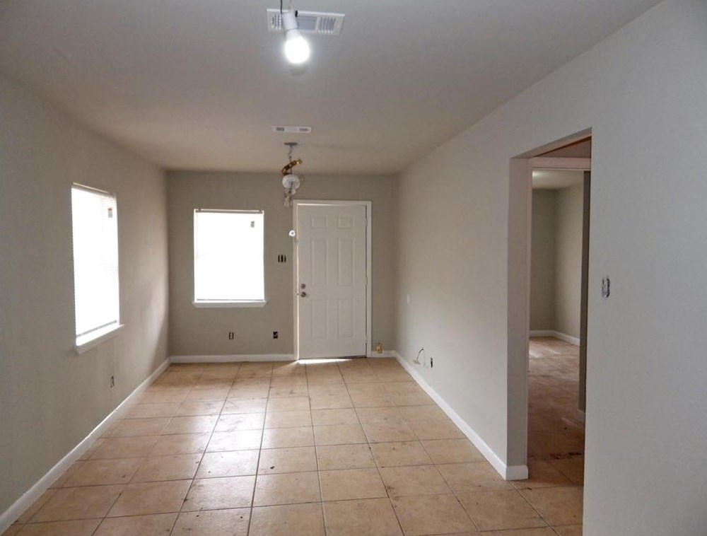 8934 Duane St, Houston TX  77051-2822 exterior