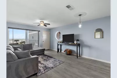 7600 Seawall Boulevard #113, Galveston, TX 77551 - Photo 3