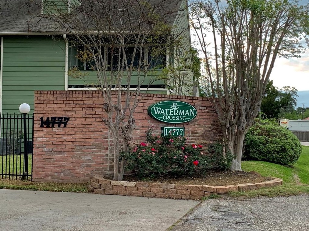 14777 Wunderlich Dr, Houston TX  77069-2894 exterior