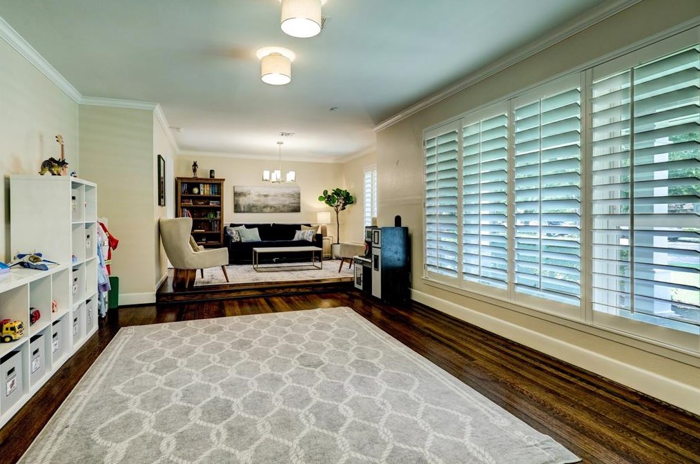 3618 Cloverdale St, Houston TX  77025-4104 exterior