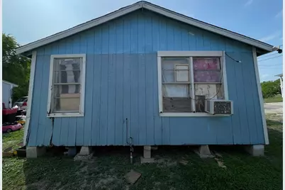517 Rachal, Odem, TX 78370 - Photo 1
