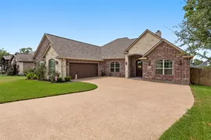 4663 River Rock Dr, Bryan, TX 77808 - Photo 5