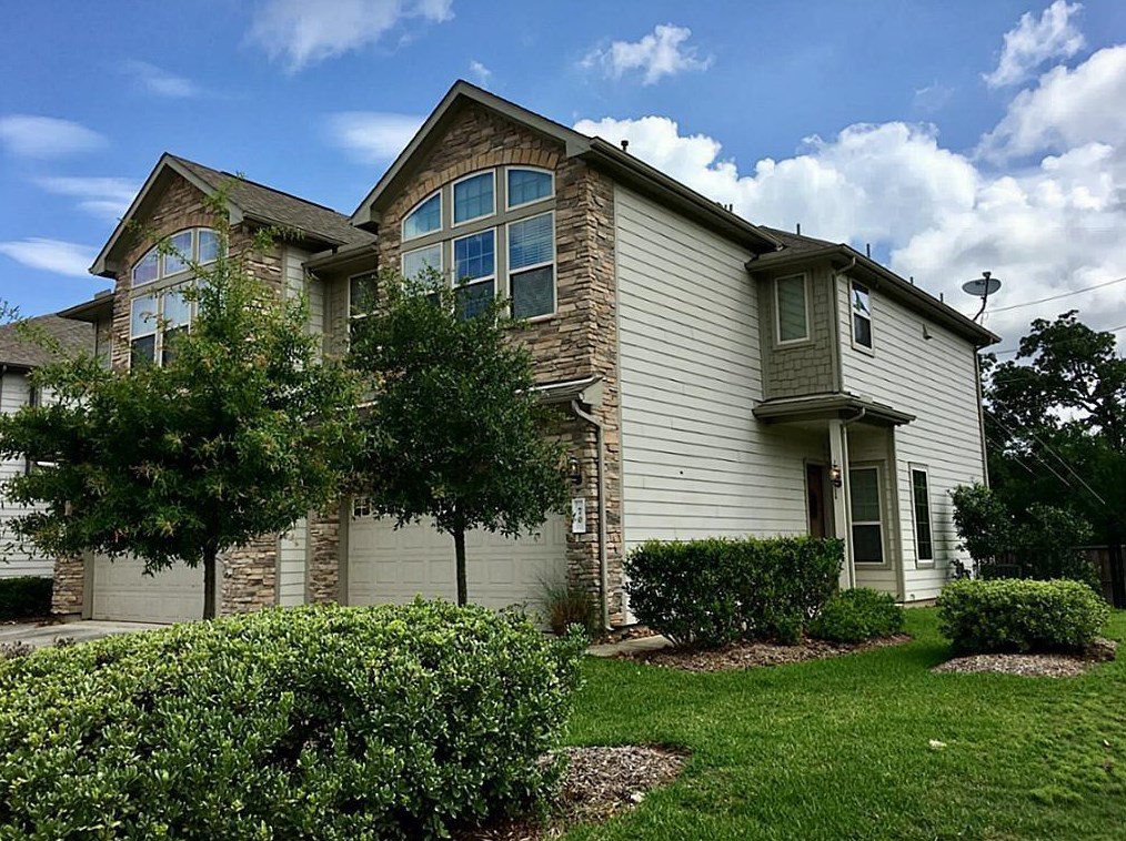 70 Aventura Pl, Spring TX  77389-2019 exterior