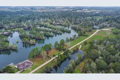 16 Smith Loop N, Cleveland, TX 77327 - Photo 7