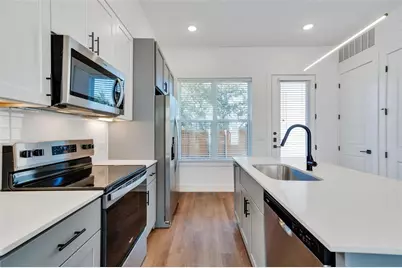 1601-323 Mustang Drive, Marble Falls, TX 78654 - Photo 11