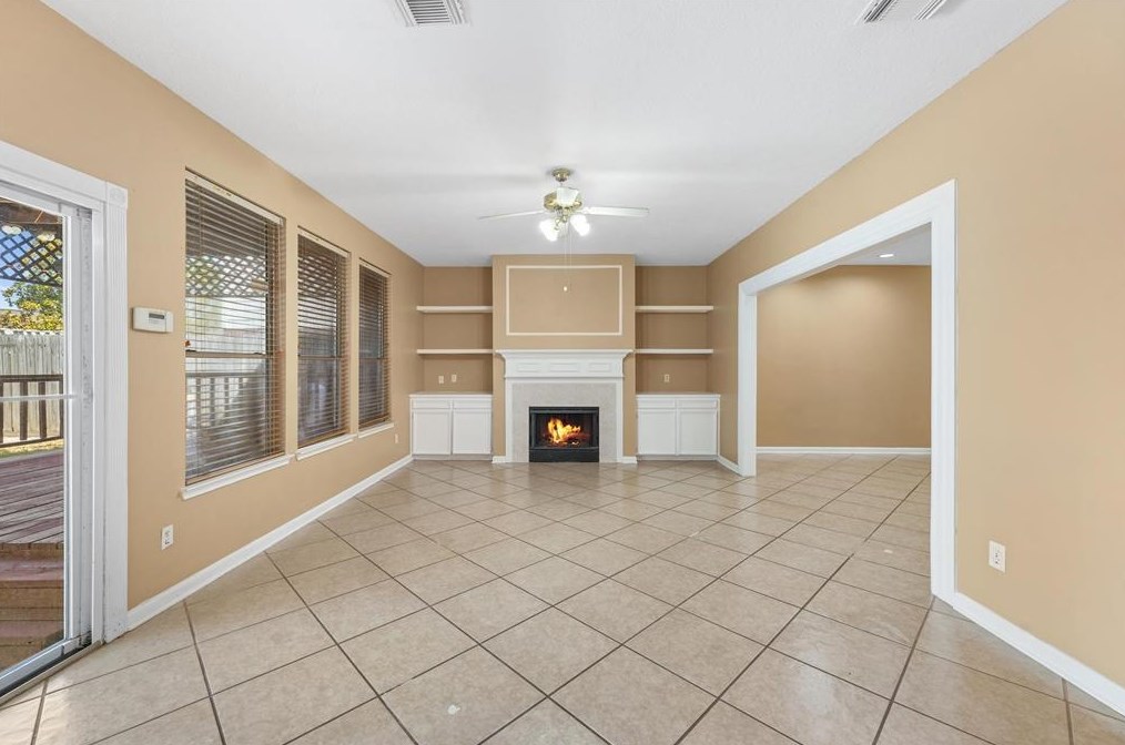 11826 Matagorda Ln, Sugar Land TX  77498-4641 exterior