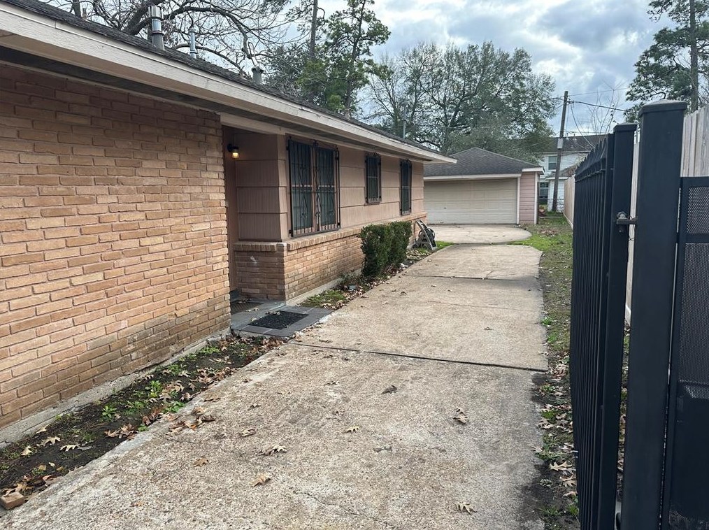 3332 Prospect St, Houston TX  77004-7834 exterior