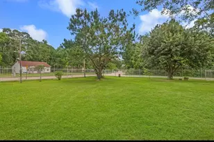 1305 N Blair Ave, Cleveland, TX 77327 - Photo 19