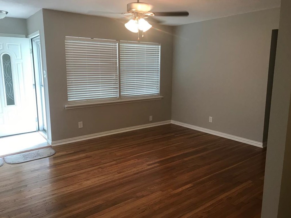 1302 Serpentine Dr, Houston TX  77029-3042 exterior