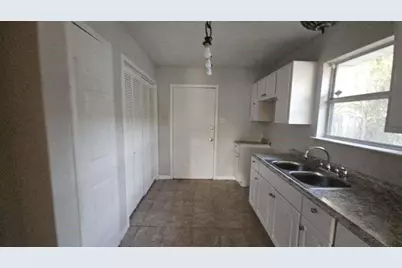 11919 Greenmesa Drive, Houston, TX 77044 - Photo 3