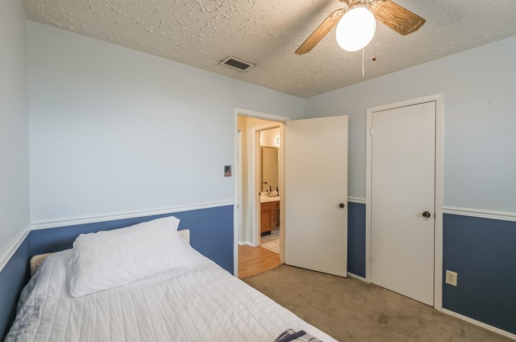 3719 Embarcadero Dr, Houston TX 77082-2905 exterior