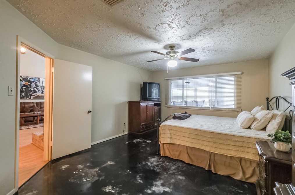 3719 Embarcadero Dr, Houston TX 77082-2905 exterior