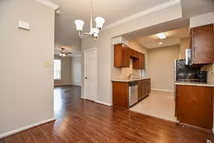 2255 Braeswood Park Dr, Houston, TX 77030 - Photo 1