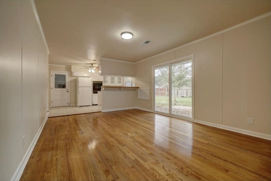 4734 Kingfisher Dr, Houston TX  77035-4920 exterior