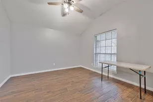 16310 Blossomwood Ln, Sugar Land, TX 77498 - Photo 9