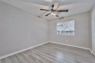 16310 Blossomwood Ln, Sugar Land, TX 77498 - Photo 27