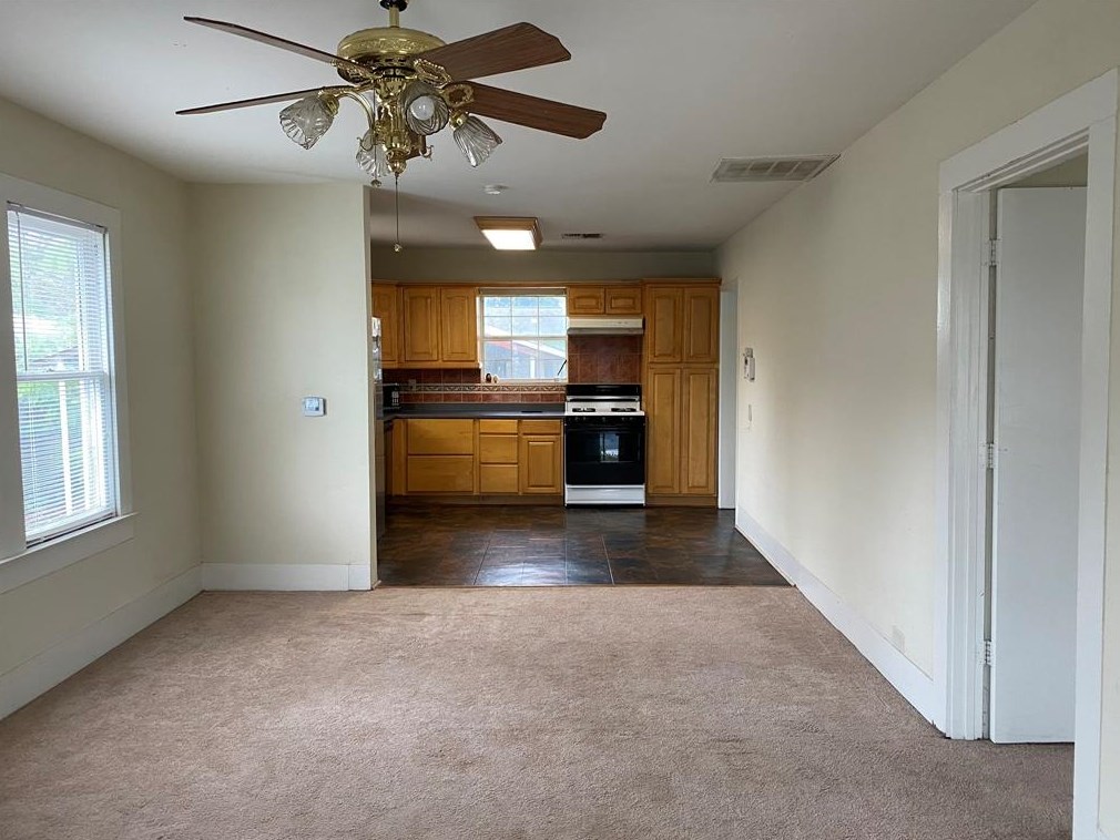 907 24th St, Houston TX  77009-1709 exterior