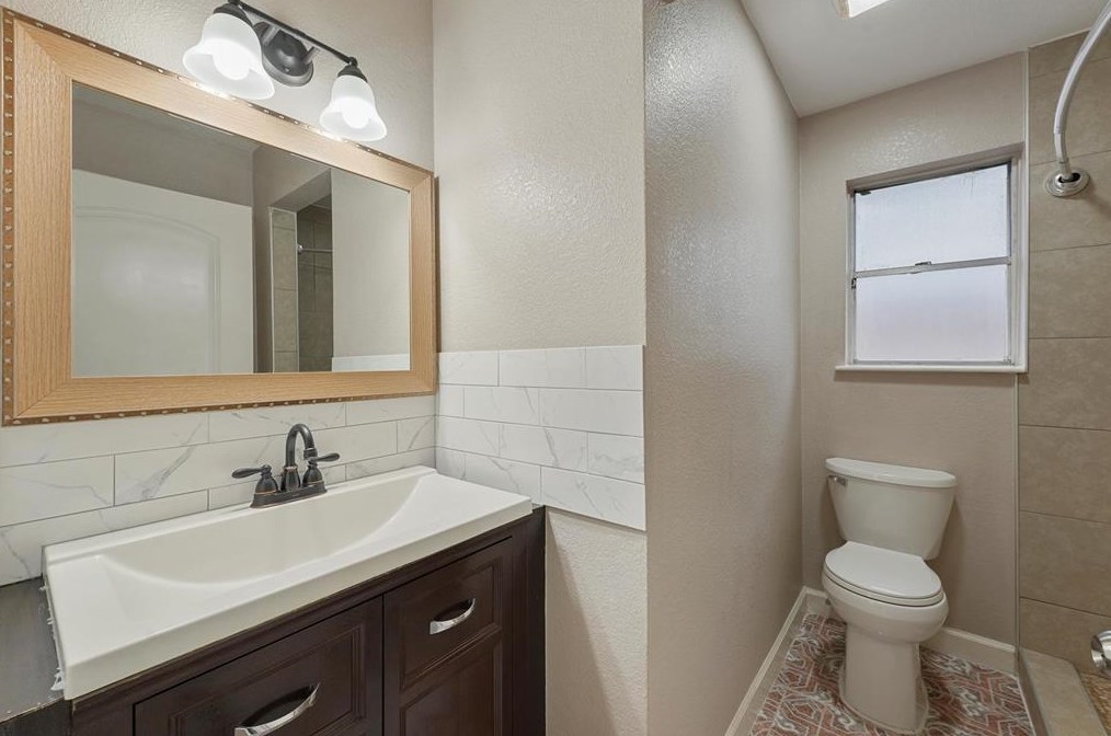 1411 Circle Park St, Pasadena TX  77504-3901 exterior