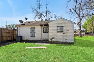 1017 Canadian St, Houston, TX 77009 - Photo 27