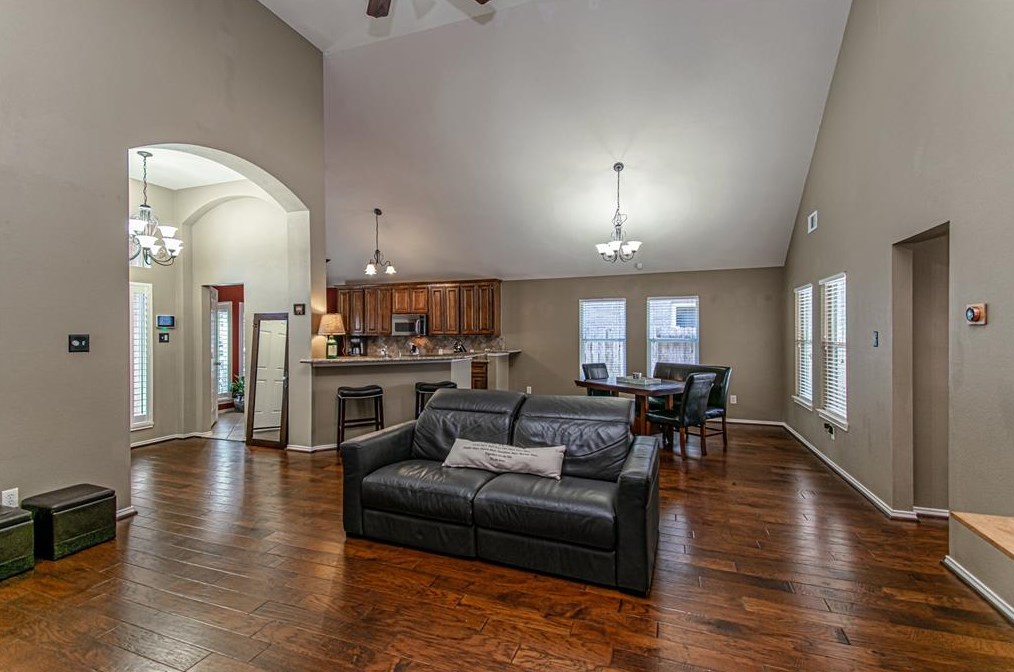 15815 Azalea Shr Ct, Houston TX  77044-1161 exterior