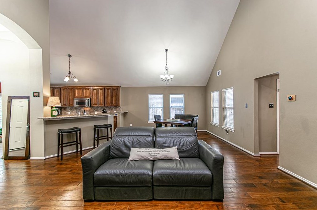15815 Azalea Shr Ct, Houston TX  77044-1161 exterior